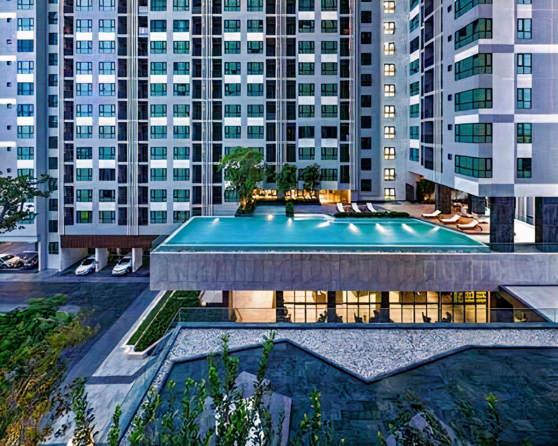 The Base Central Pattaya Dış mekan fotoğraf